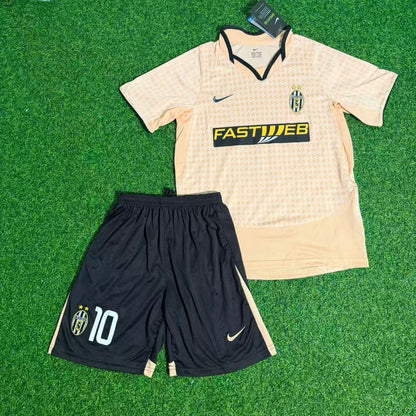 Alessandro Del Piero Juventus 2003/2004 Pink Retro Kids Football Jersey