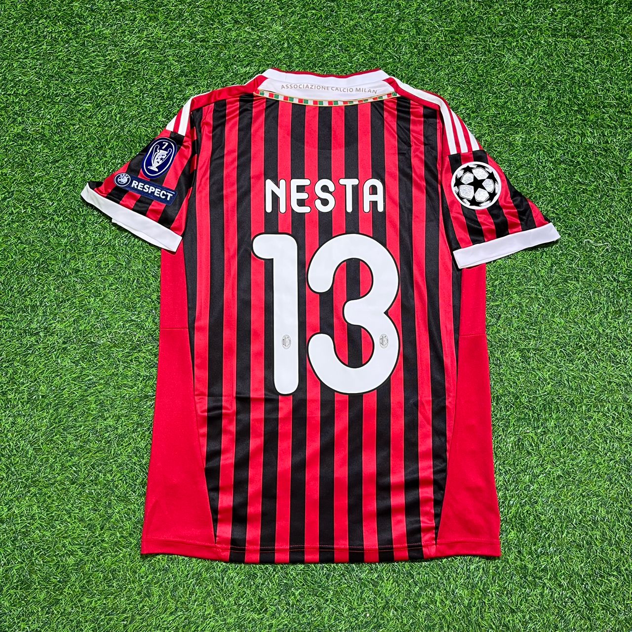 Maillot de football rétro domicile AC Milan 2011/12 - Alessandro Nesta 13