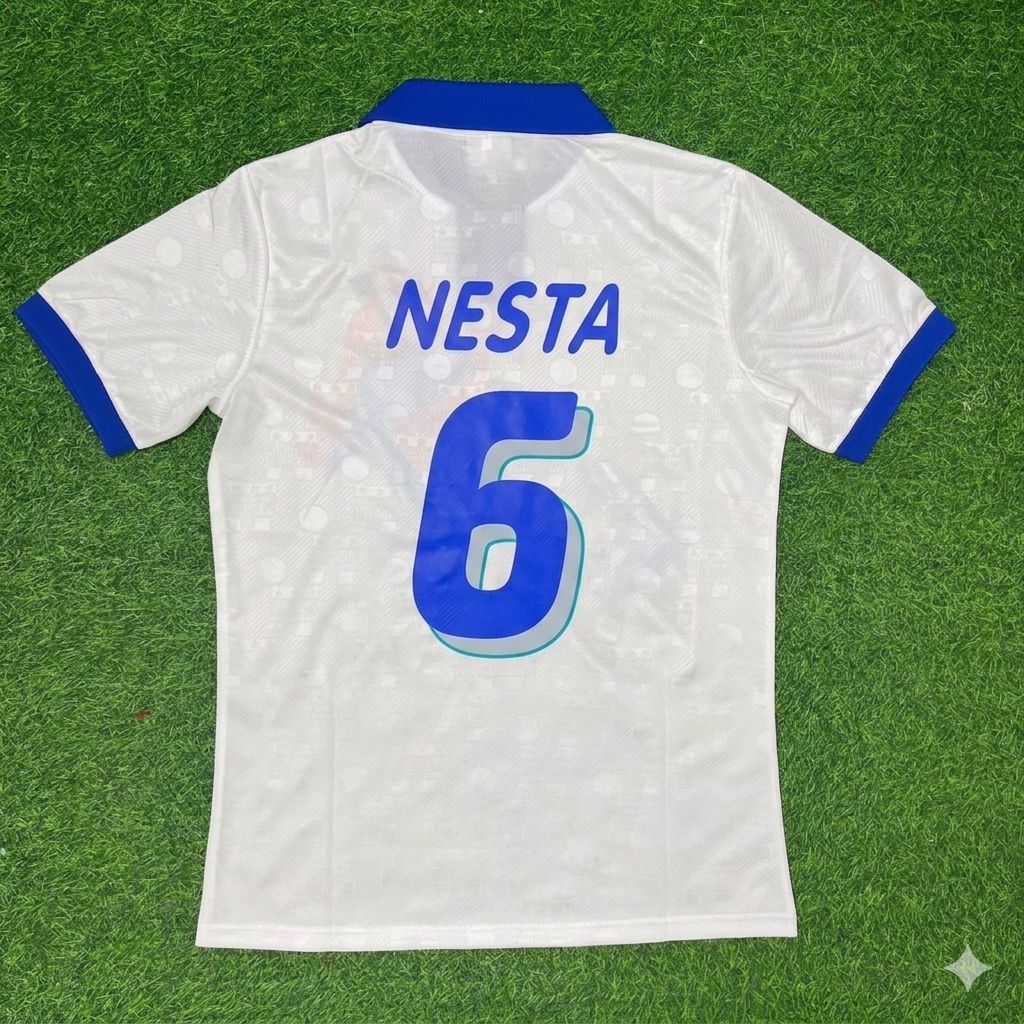 Maillot de football rétro blanc Alessandro Nesta Italie