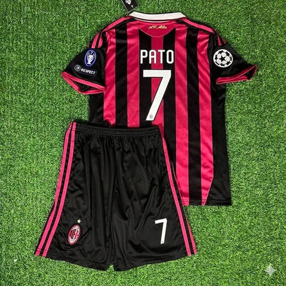 Alexandre Pato #7– AC Milan 2009-10 Retro Kit Jersey – | KinderTrikot | Maillot Enfant Soccer Shirt