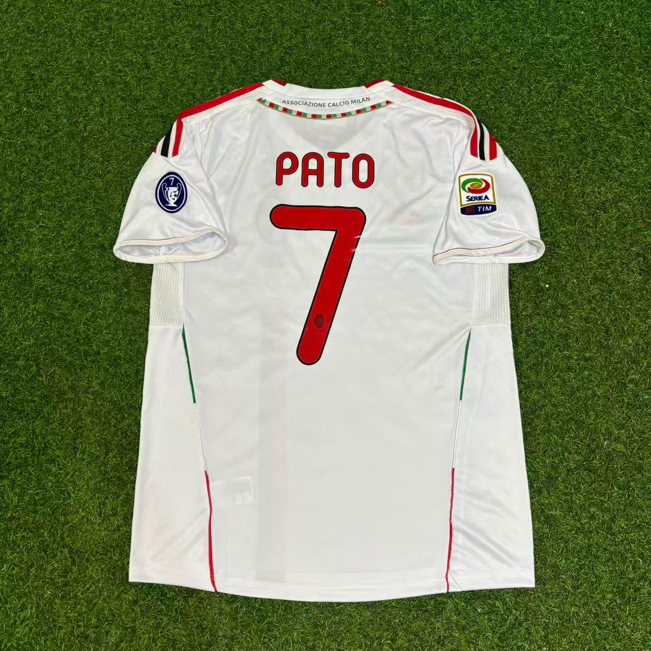 Alexandre Pato #7 Milan 2011-2012 White Away Retro Football Jersey