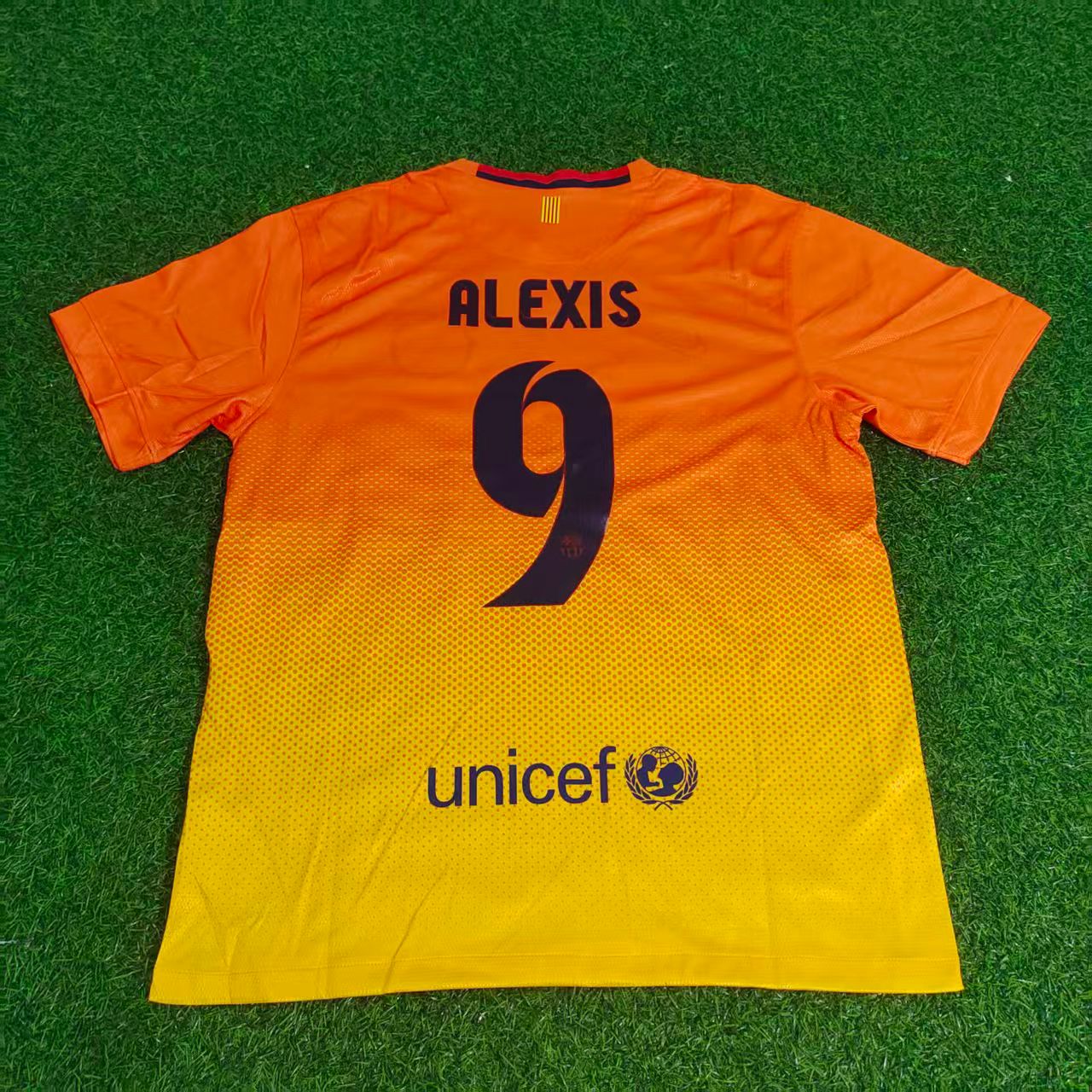 Alexis Sanchez 9 – Barcelona 2012–2013 Orange Retro Kit Jersey – | Trikot | Maillot Soccer Shirt