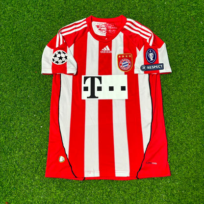 Anatoliy Tymoshchuk Bayern Munich 2010-2011 Home Retro Football Jersey
