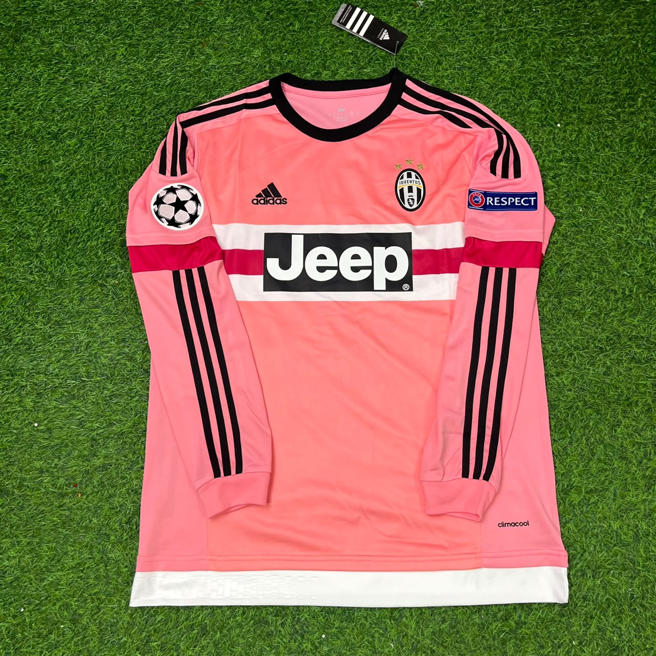 Andrea Barzagli Juventus Pink Retro 2015-2016 Pink Jersey Trikot