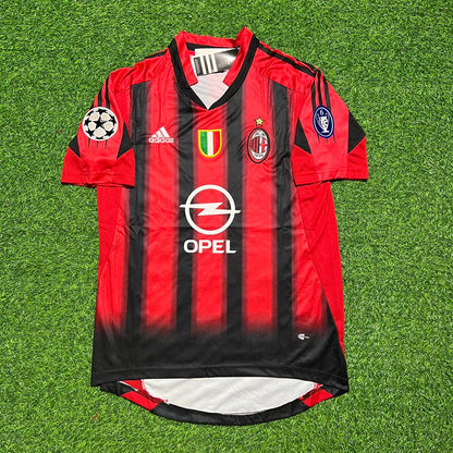 Alberto Gilardino #11 AC Milan Home Retro Football Jersey
