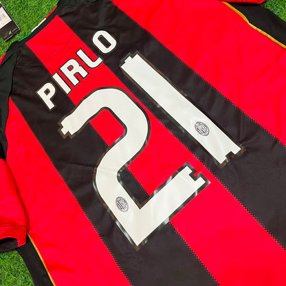 Andrea Pirlo 21 - Milan 2010/2011 Home Retro Jersey Trikot