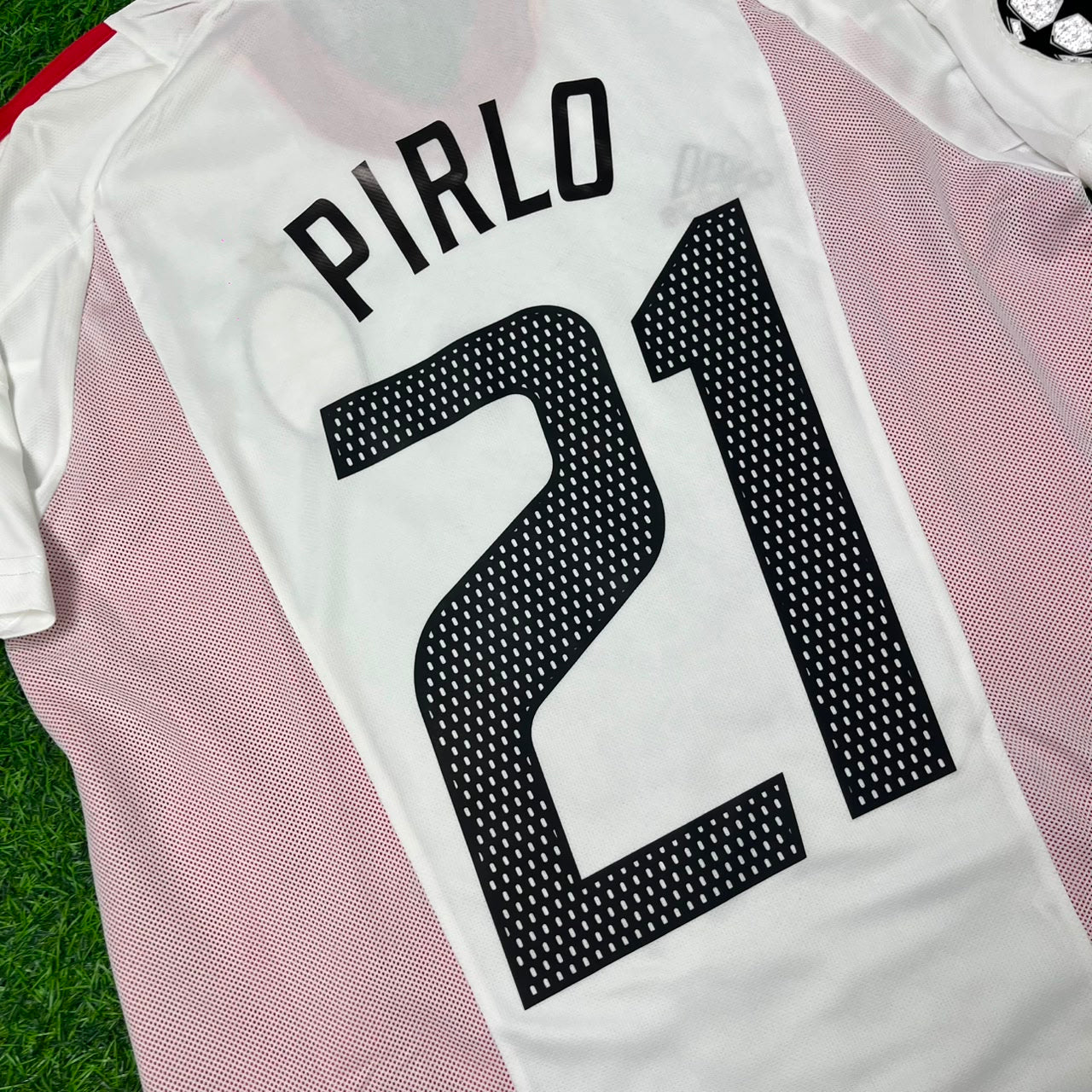 andrea-pirlo-ac-milan-2003-