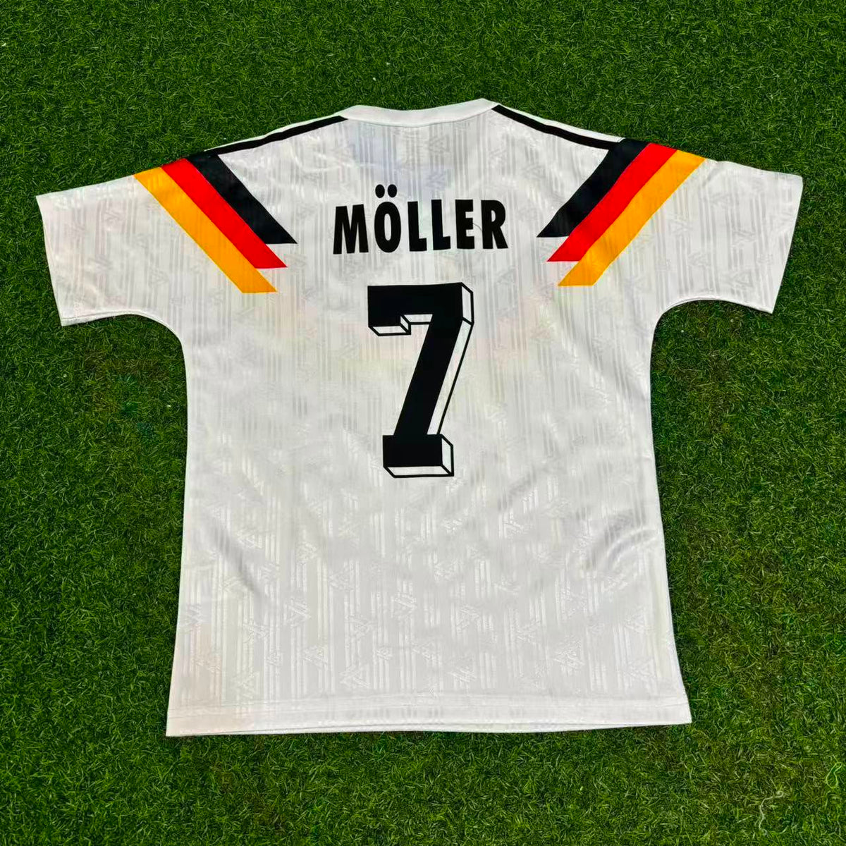 Andreas Möller 17- Allemagne Deutschland Retro Kids 1990 Maillot Coupe du Monde - Deutschland Retro Kinder Trikot WM 1990 Maillot de football
