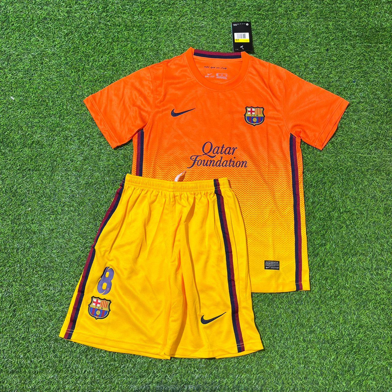 Andrés Iniesta 8 Barcelona 2012/2013 Orange Retro Kids Football Jersey Kit