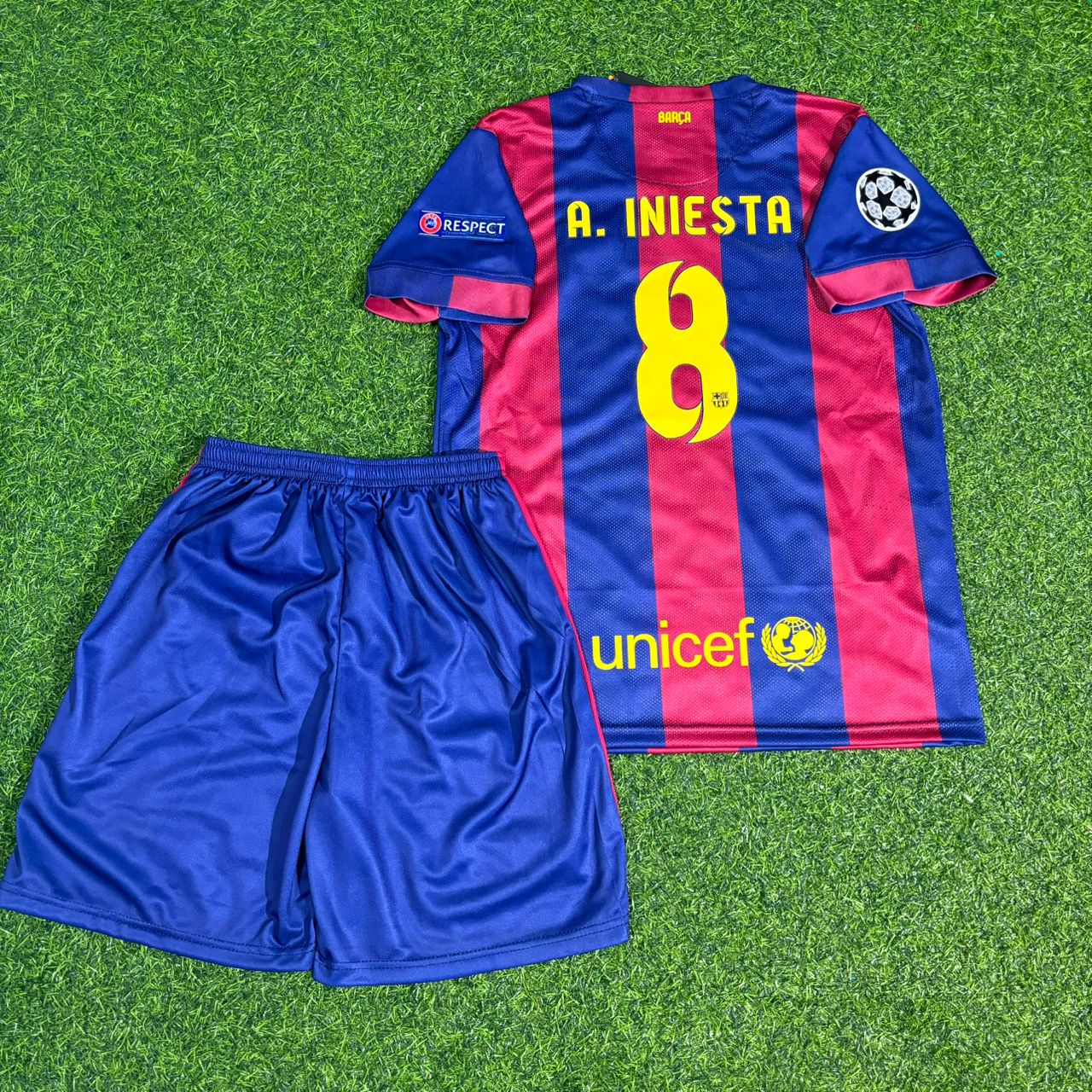 Andres Iniesta #8 Barcelona 2015 Champions League Finale Kinder Retro Trikot