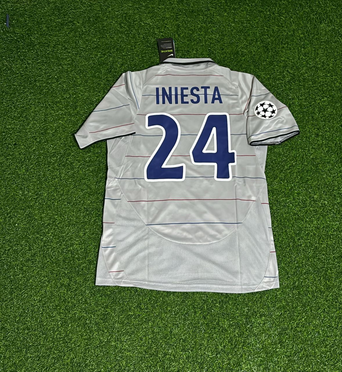 Andres Iniesta 24 - Barcelona 2004/2005 Blue Garnet Retro Jersey Trikot
