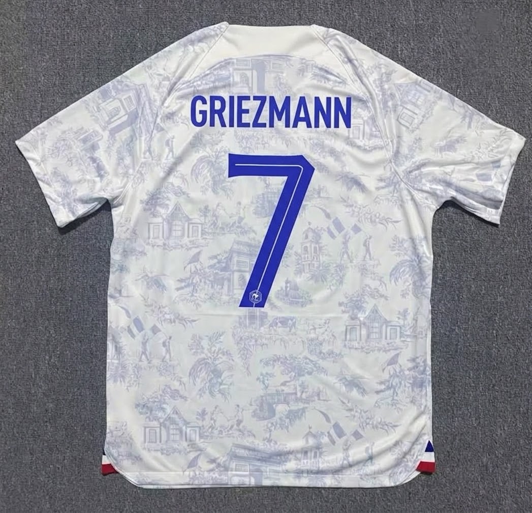 Antoine Griezmann #7 France 2022 World Cup Away Retro Jersey Maillot Trikot Soccer Shirt