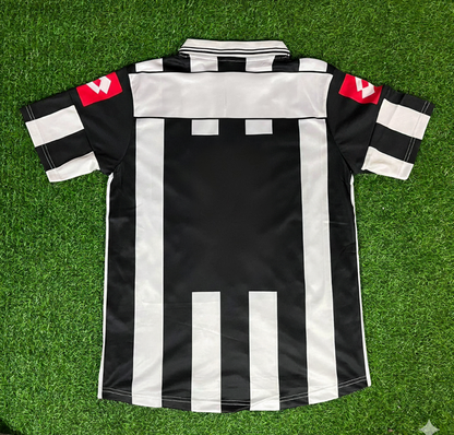 Juventus 2001 2002 Season Retro Jersey