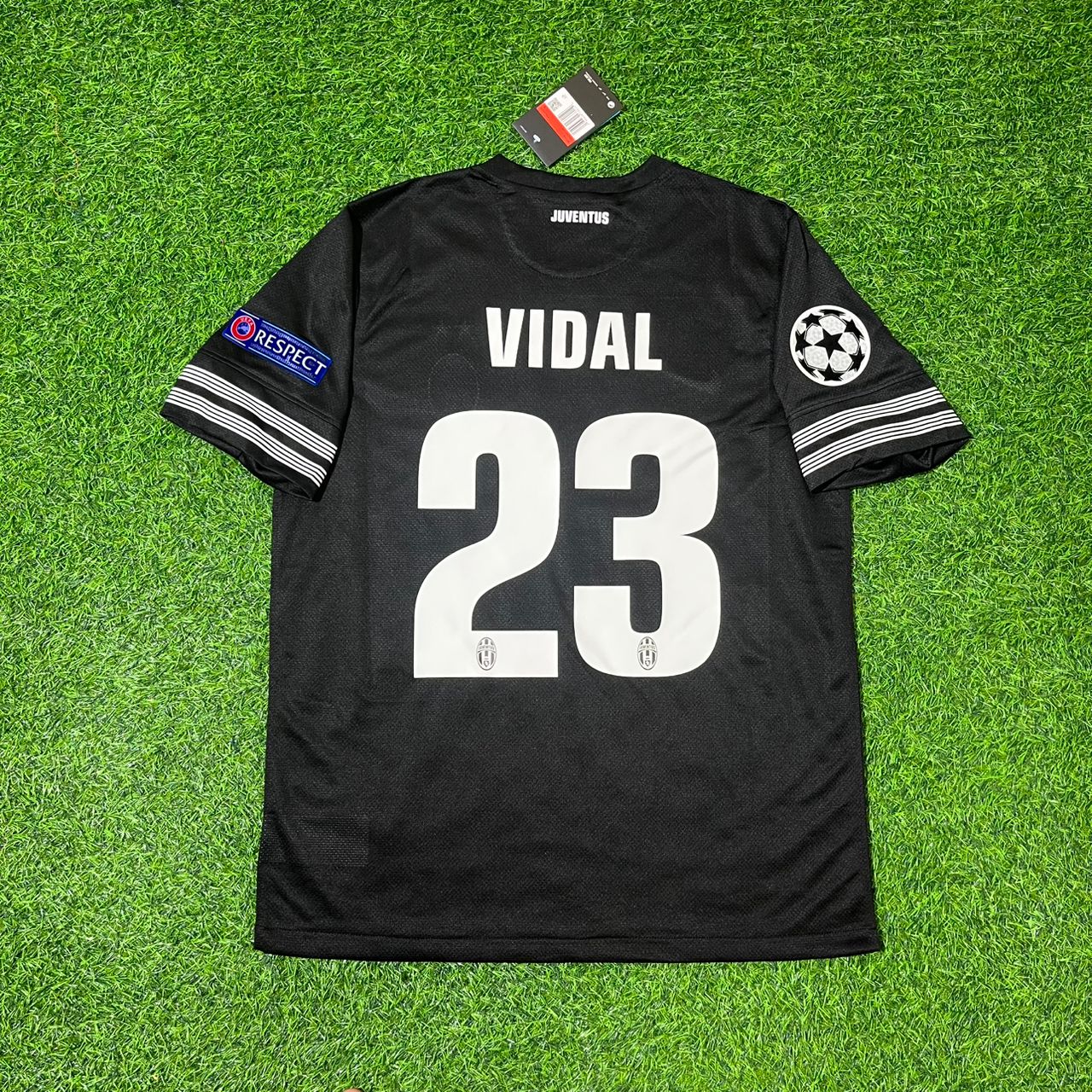 Artur Vidal Juventus Domicile 2012 2013 Saison Maillot Rétro Trikot