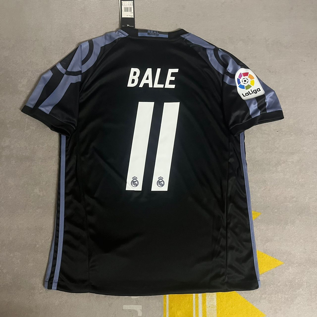 Gareth Bale 2016-17 Real Madrid Siyah Retro Forma