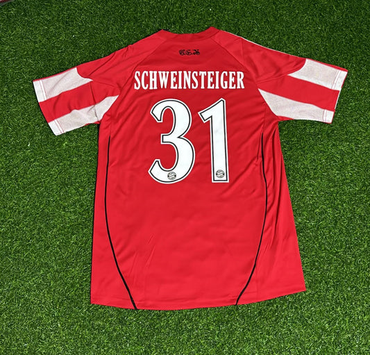 Bastian Schweinsteiger Bayern Munich 2010/11 Home Jersey Trikot