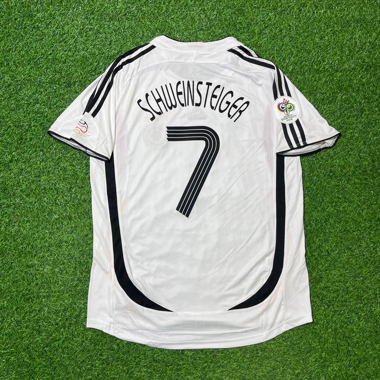 Bastian Schweinsteiger Germany 2006 World Cup Retro Football Jersey Kit