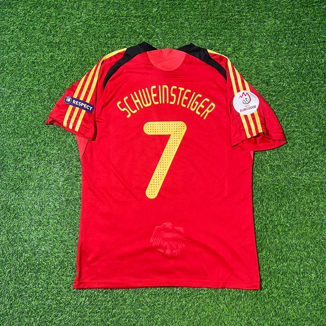 Maillot de football rétro rouge extérieur de l'Allemagne, Bastian Schweinsteiger, pour l'Euro 2008. 