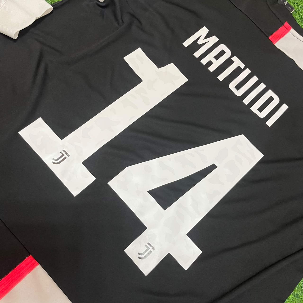 Blaise Matuidi 14- Juventus Long Sleeve 2019 2020 Retro White Black Jersey Trikot Maglia