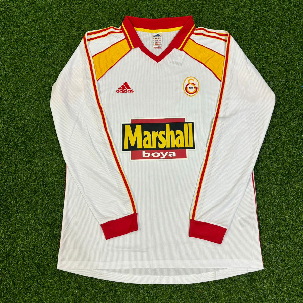 Bülent Korkmaz Galatasaray UEFA 2000 Finale Retro Fußballtrikot Set