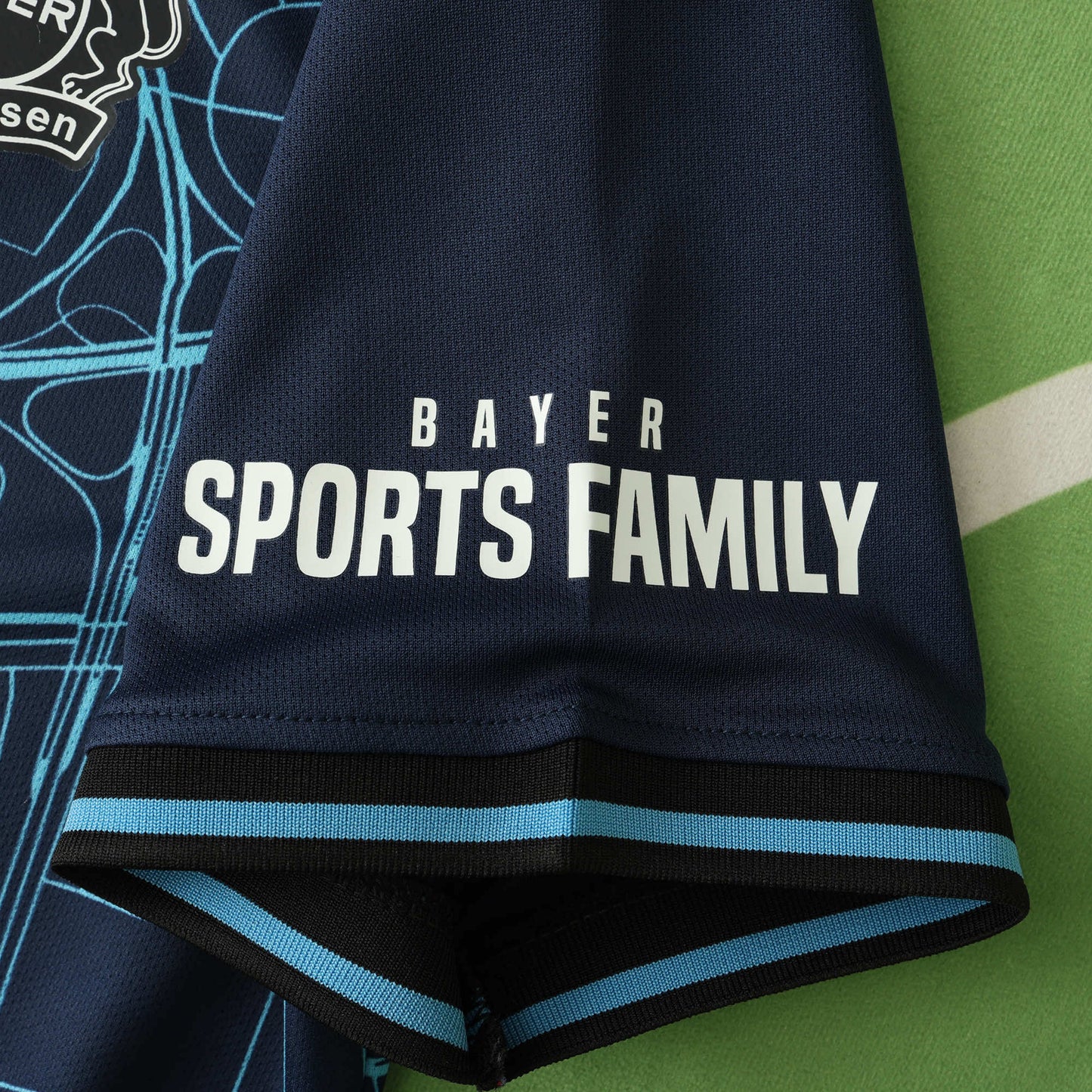 Bayer Leverkusen 2024 2025 Trikot mit Sonderdesign