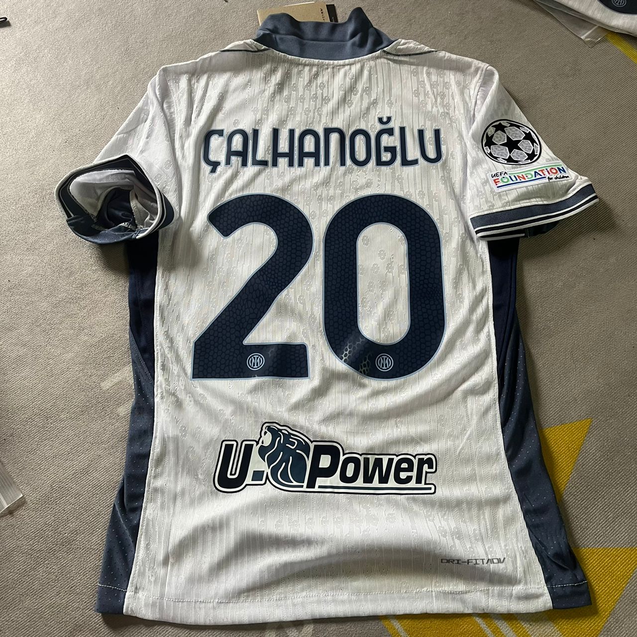 Hakan Calhanoglu Inter Milan 2025 New Season White Trikot Jersey