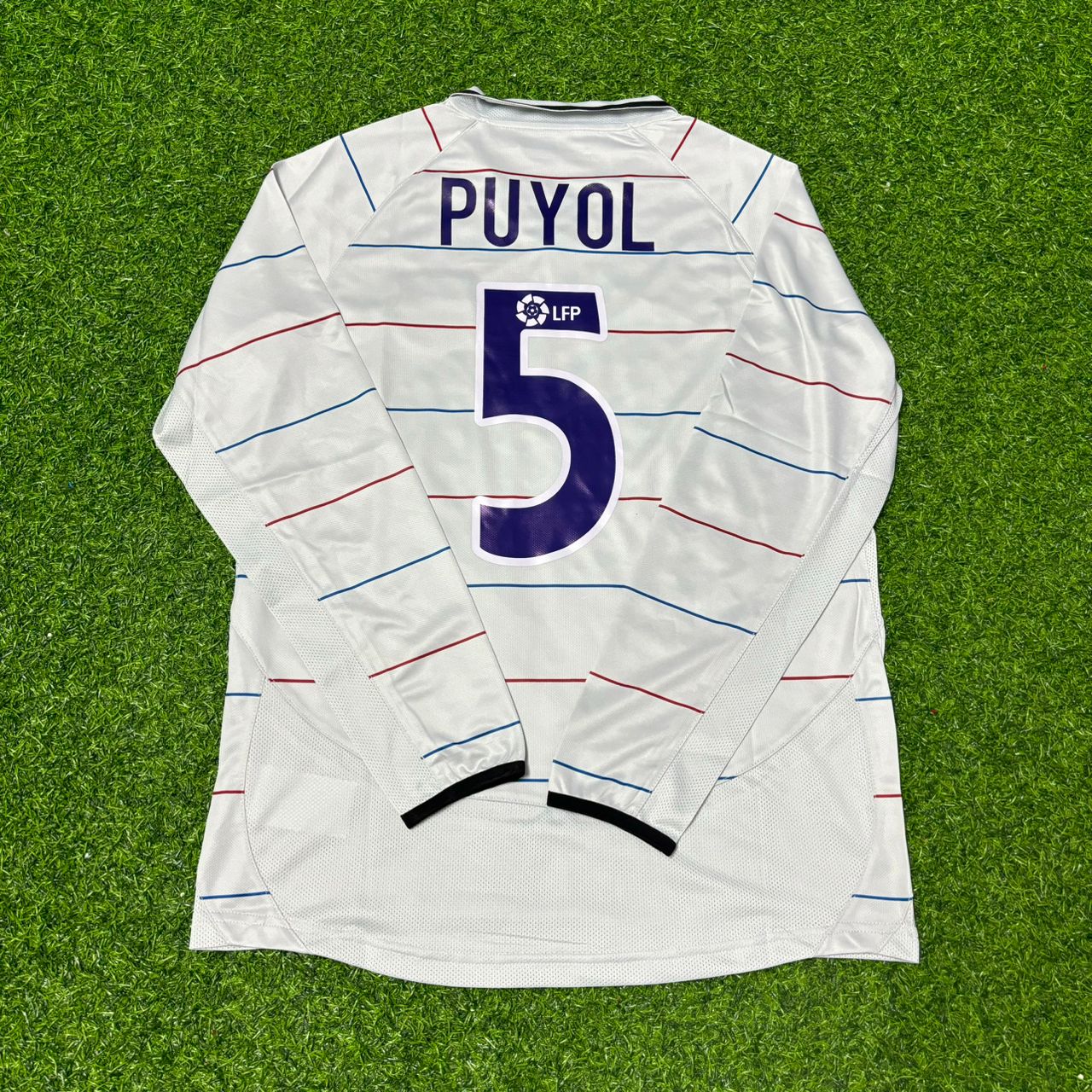 Carles Puyol #5 Barcelona 2003 2004 Away Long Sleeve Retro Football Jersey Kit
