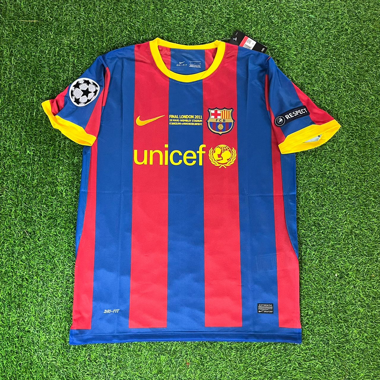 Gerard Pique 3- Barcelona 2011 London Final Jersey Trikot Maillot Soccer Shirt
