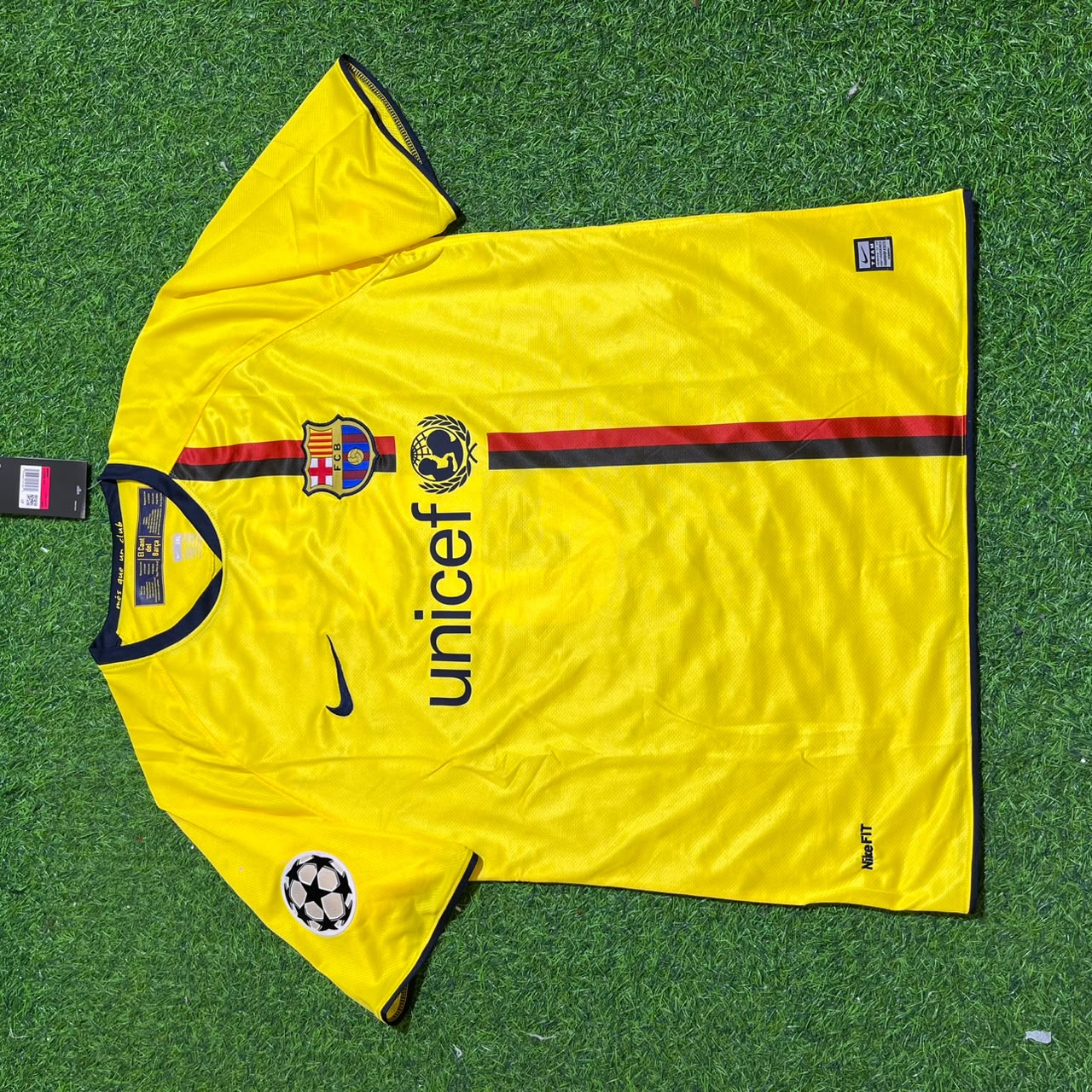 Carles Puyol 2008-09 Barcelona Yellow Retro Jersey