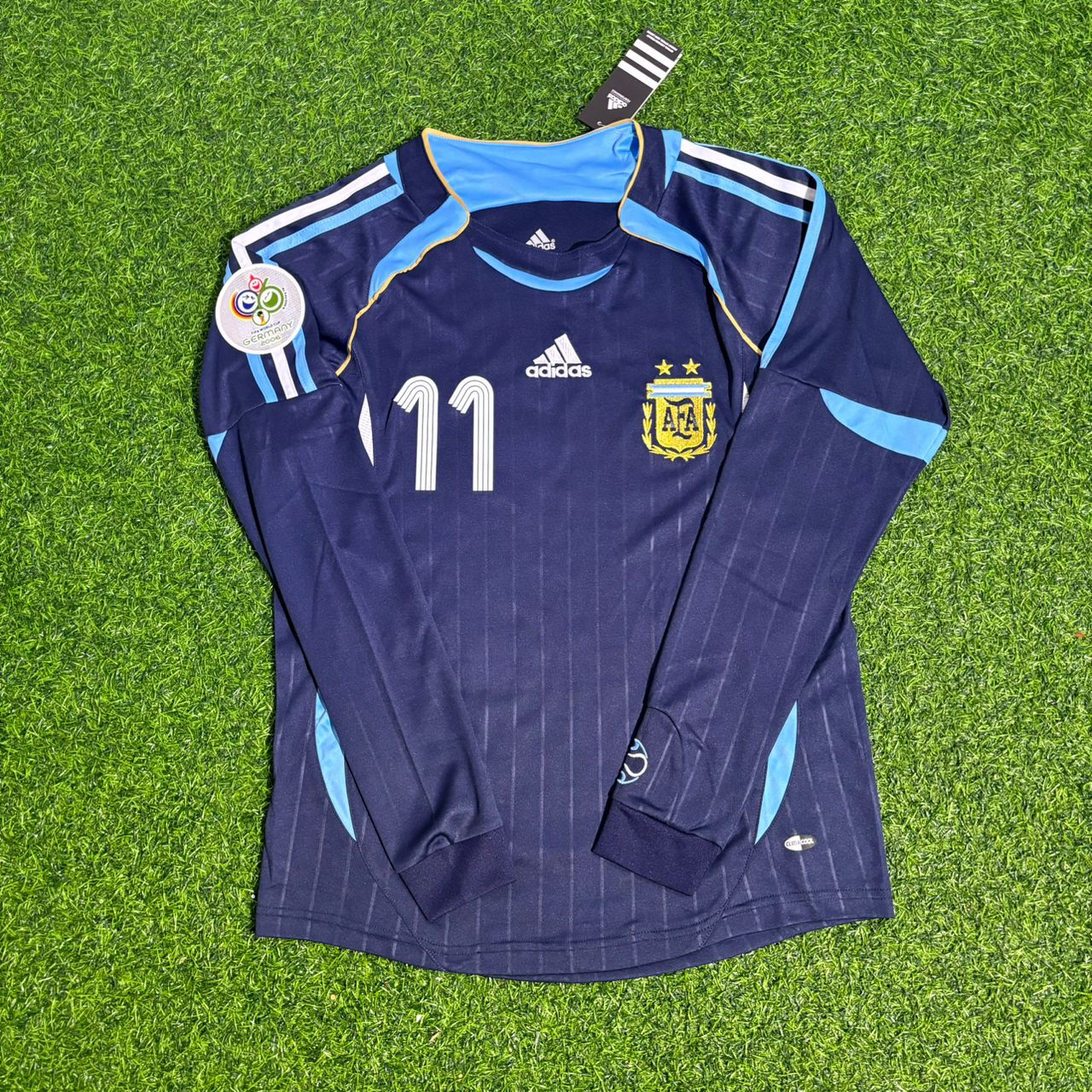 Carlos Tevez Argentina 2006 World Cup Long Sleeve Retro Football Jersey Kit