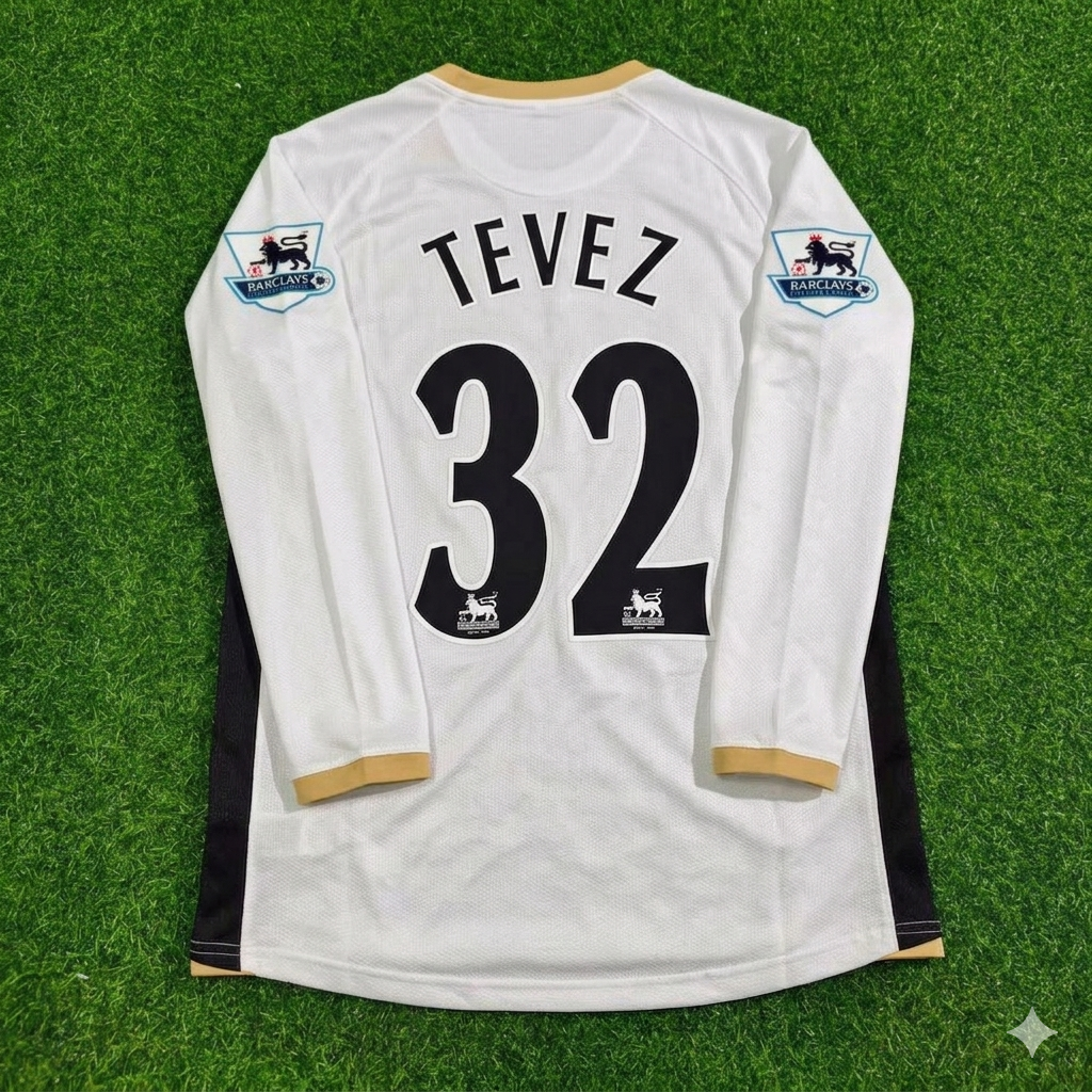 Carlos Tevez #32 Manchester United 2006-2007 White Retro Long Sleeve Football Jersey