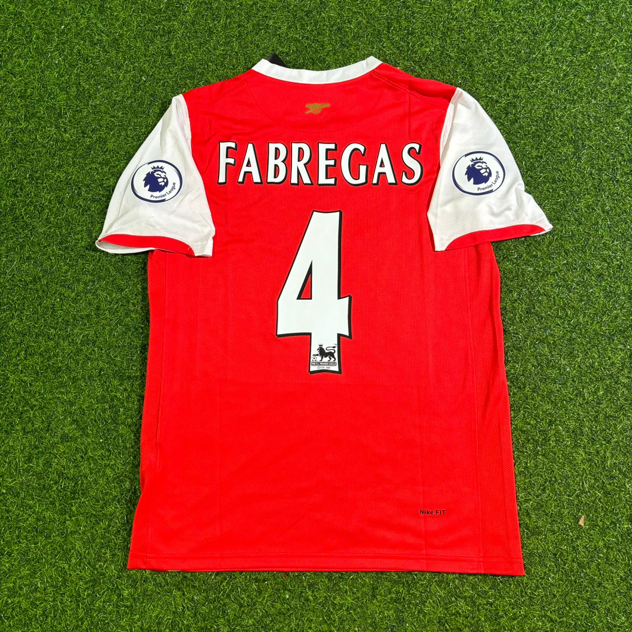 Cesc Fàbregas #4 Arsenal Saison 2006/2008 Maillot Rétro