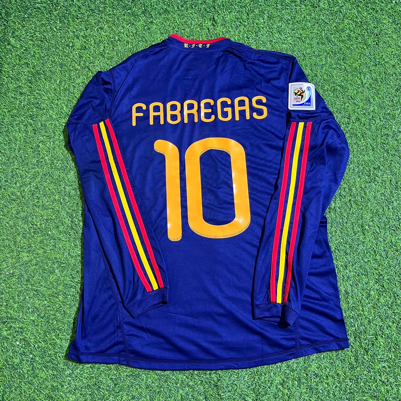 Cesc Fabregas - Spain 2010 World Cup Final Retro Jersey Trikot
