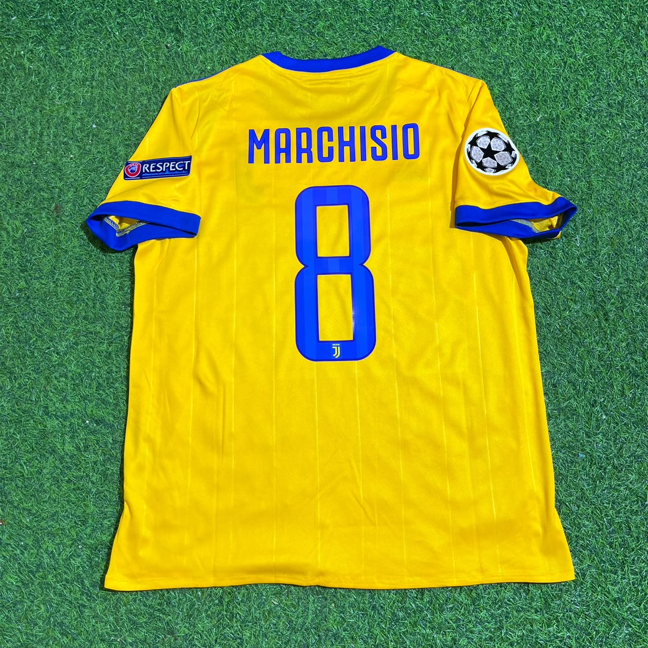 Claudio Marchisio Juventus 2017-2018 Yellow Retro Football Jersey