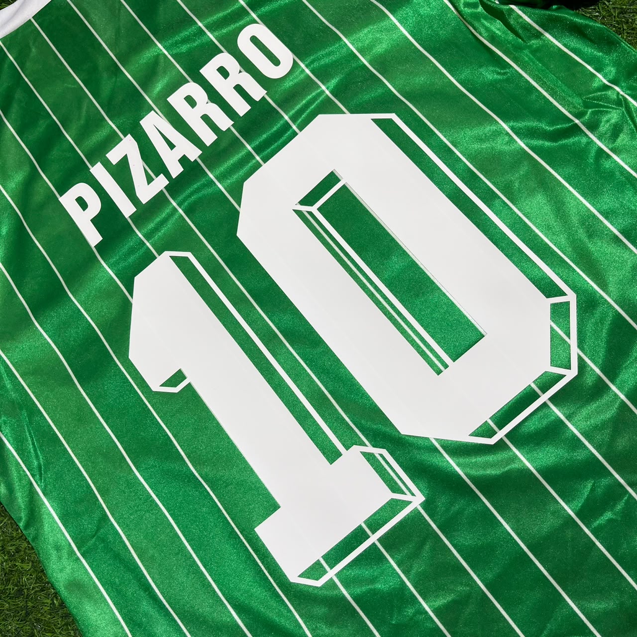 Maillot de football rétro domicile commémoratif Claudio Pizarro Werder Brême