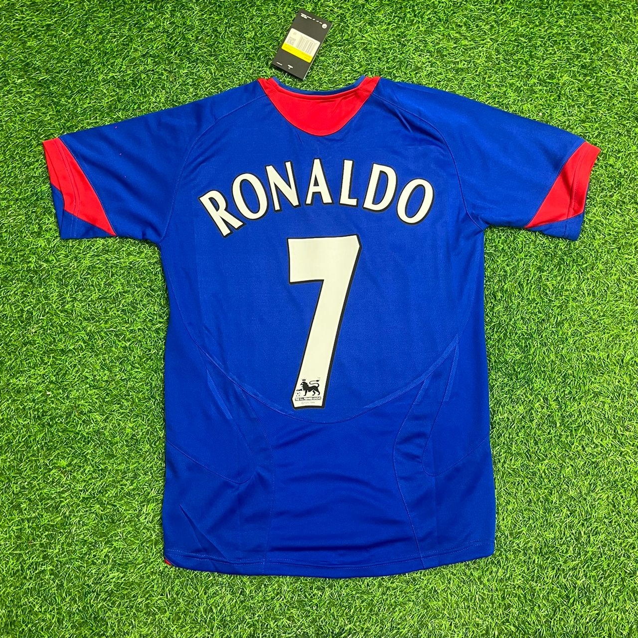 Cristiano Ronaldo Manchester United 2005/2006 Blue Red Retro Football Jersey