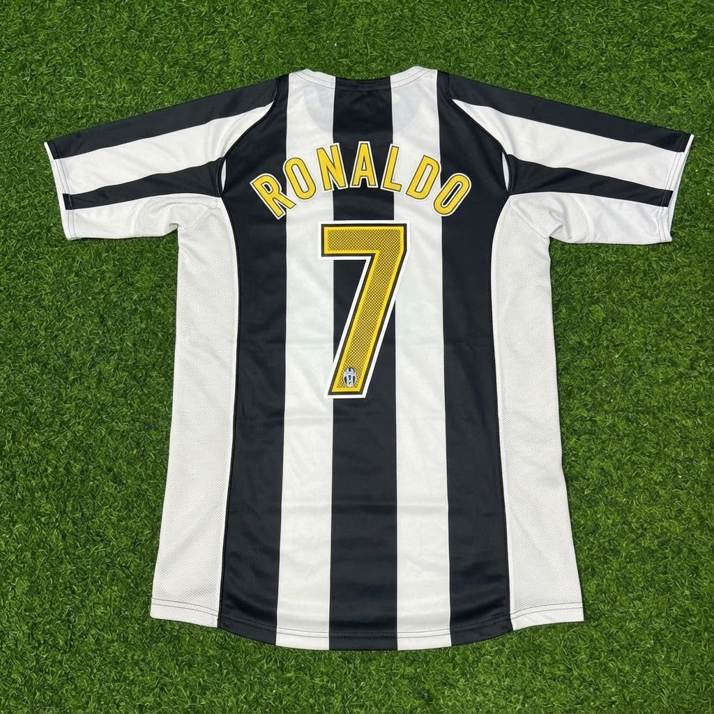 Cristiano Ronaldo #7 Juventus  Black White Home Retro Football Jersey