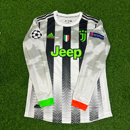 Cristiano Ronaldo #7 Juventus 2019-2020 Champions League Patch Long Sleeve Retro Football Jersey