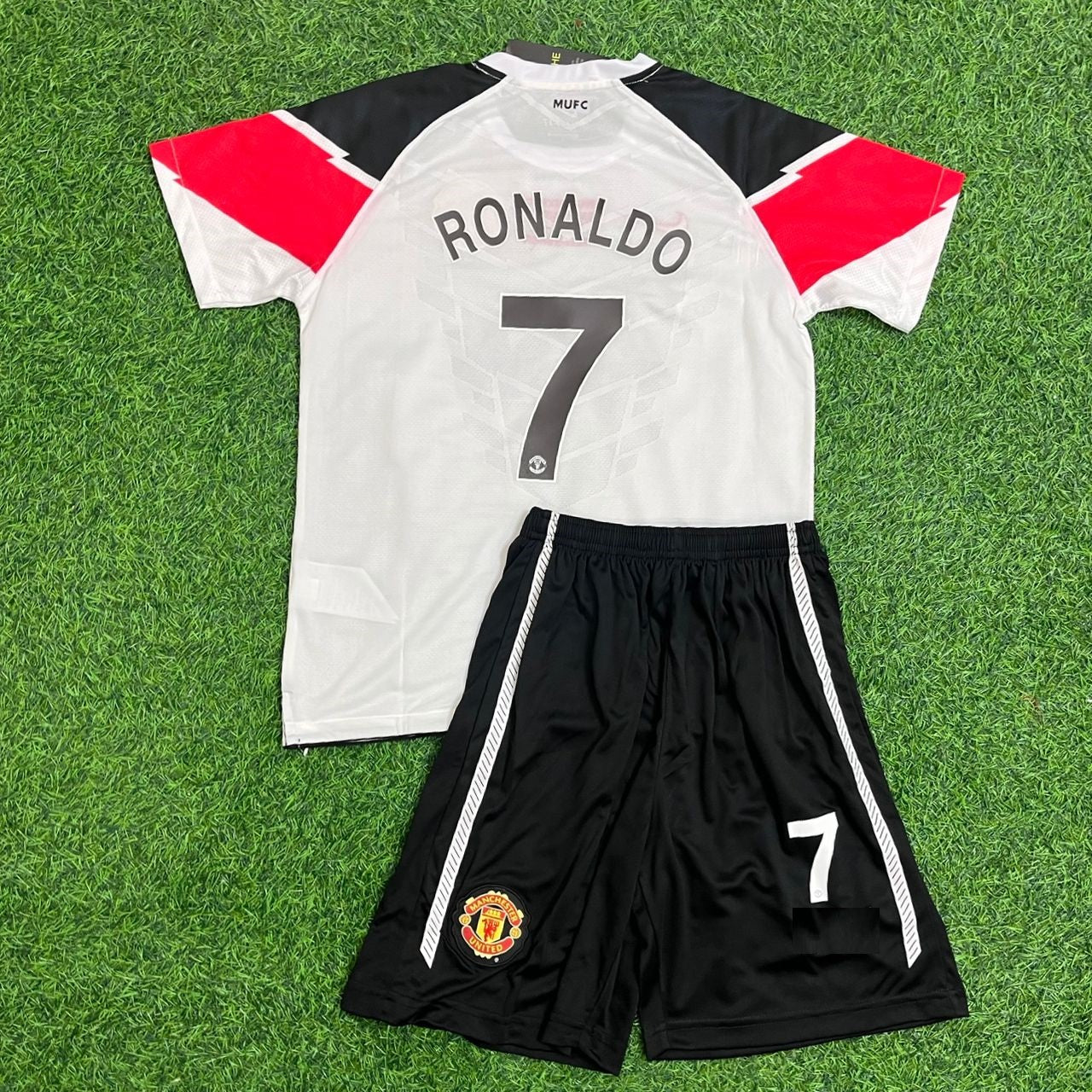 Cristiano Ronaldo Manchester United Champions League Final Kids Retro Football Jersey Kit