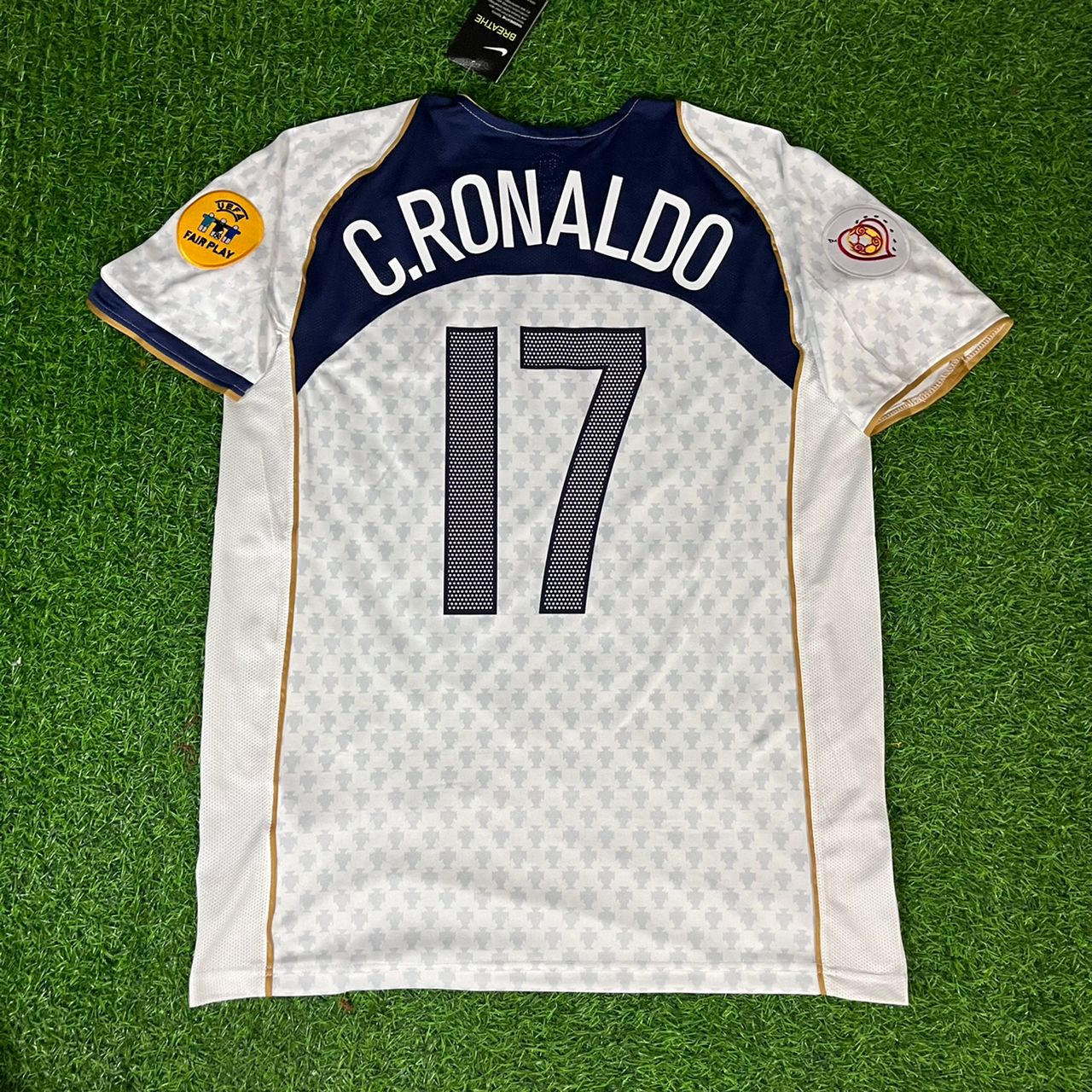 Cristiano Ronaldo 17 Portugal EURO 2004 Retro White Away Soccer Kit Jersey Trikot Soccer Shirt