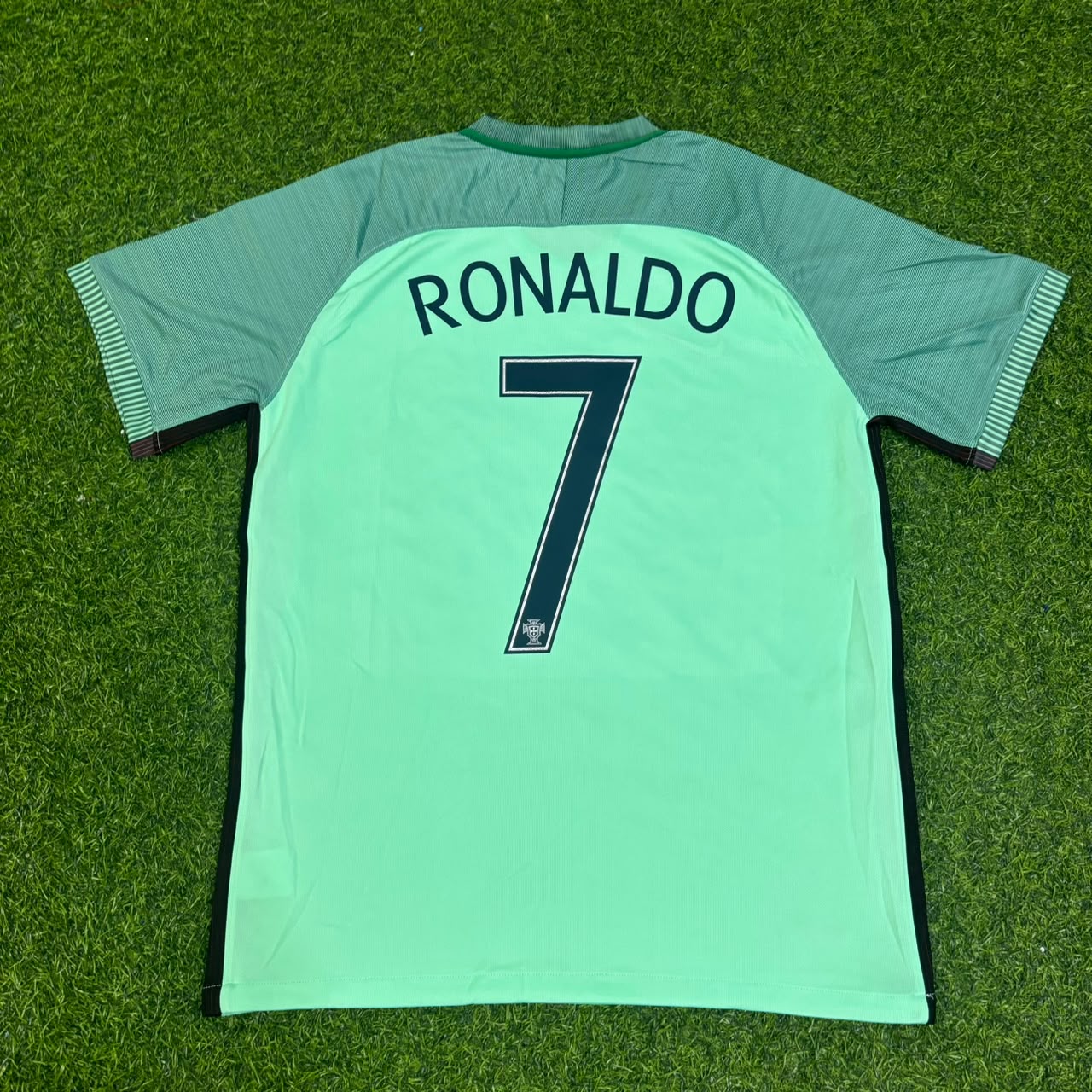 Cristiano Ronaldo Portugal EURO 2016 Green Retro Football Jersey Trikot Maillot