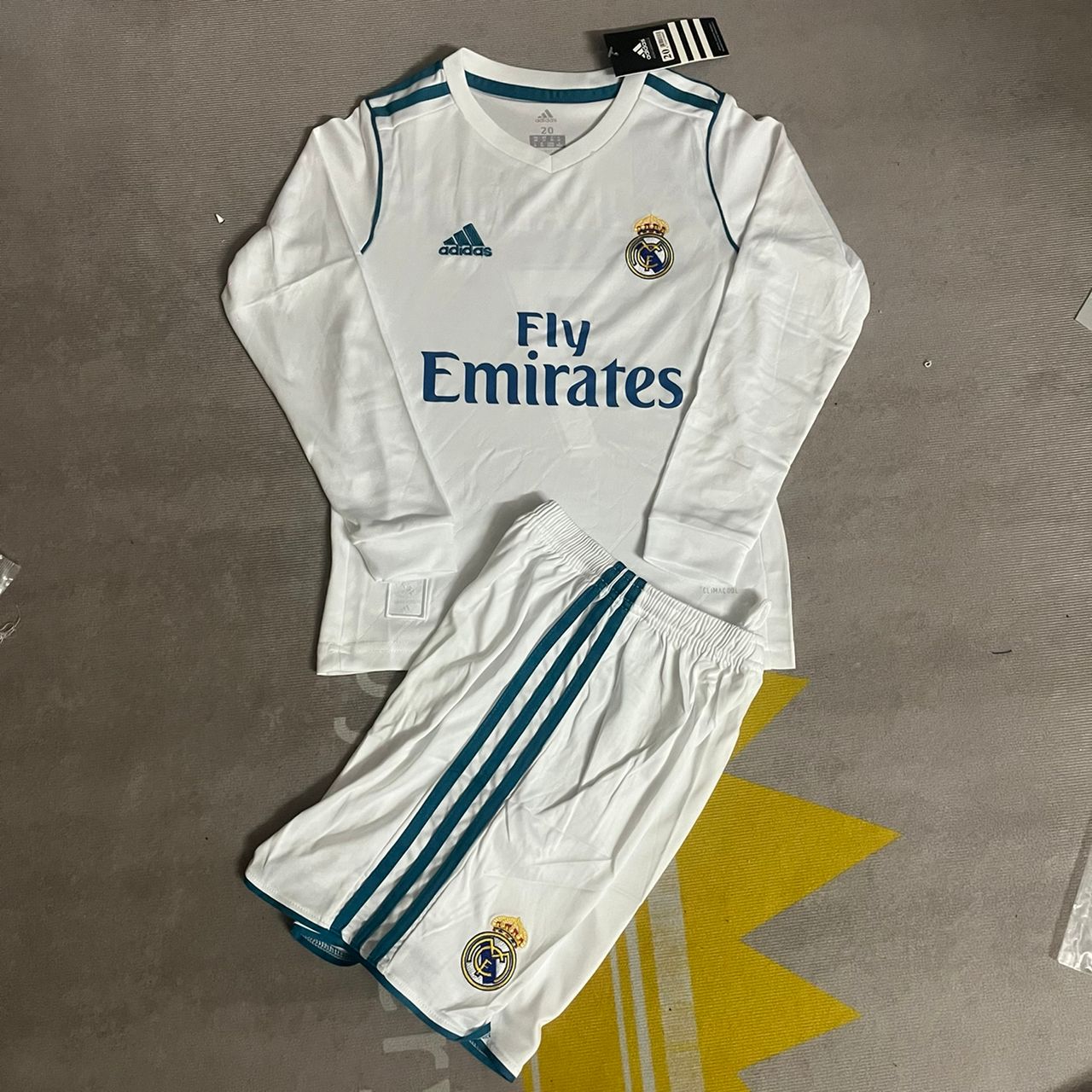 Cristiano Ronaldo Real Madrid 2018 Champions League Final Kids Kit Kindertrikot Maillot Enfant Kindertrui (Ages 3-13)