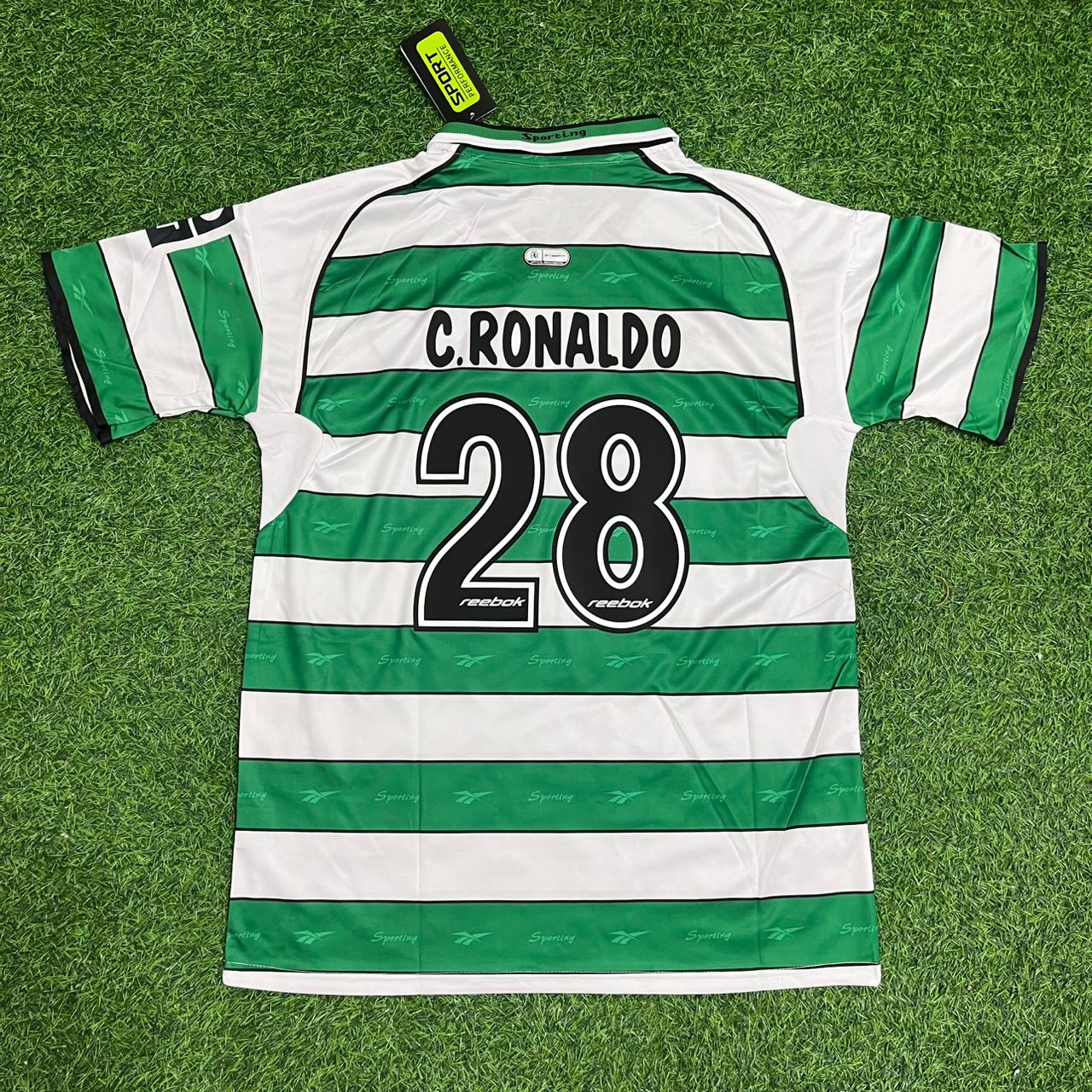 Cristiano Ronaldo Sporting CP Debut Retro Football Jersey Kit
