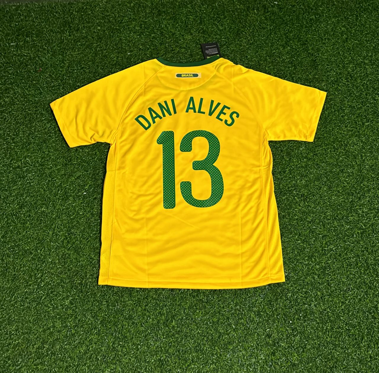 Dani Alves Brazil 2010 World Cup Retro Yellow Jersey Trikot