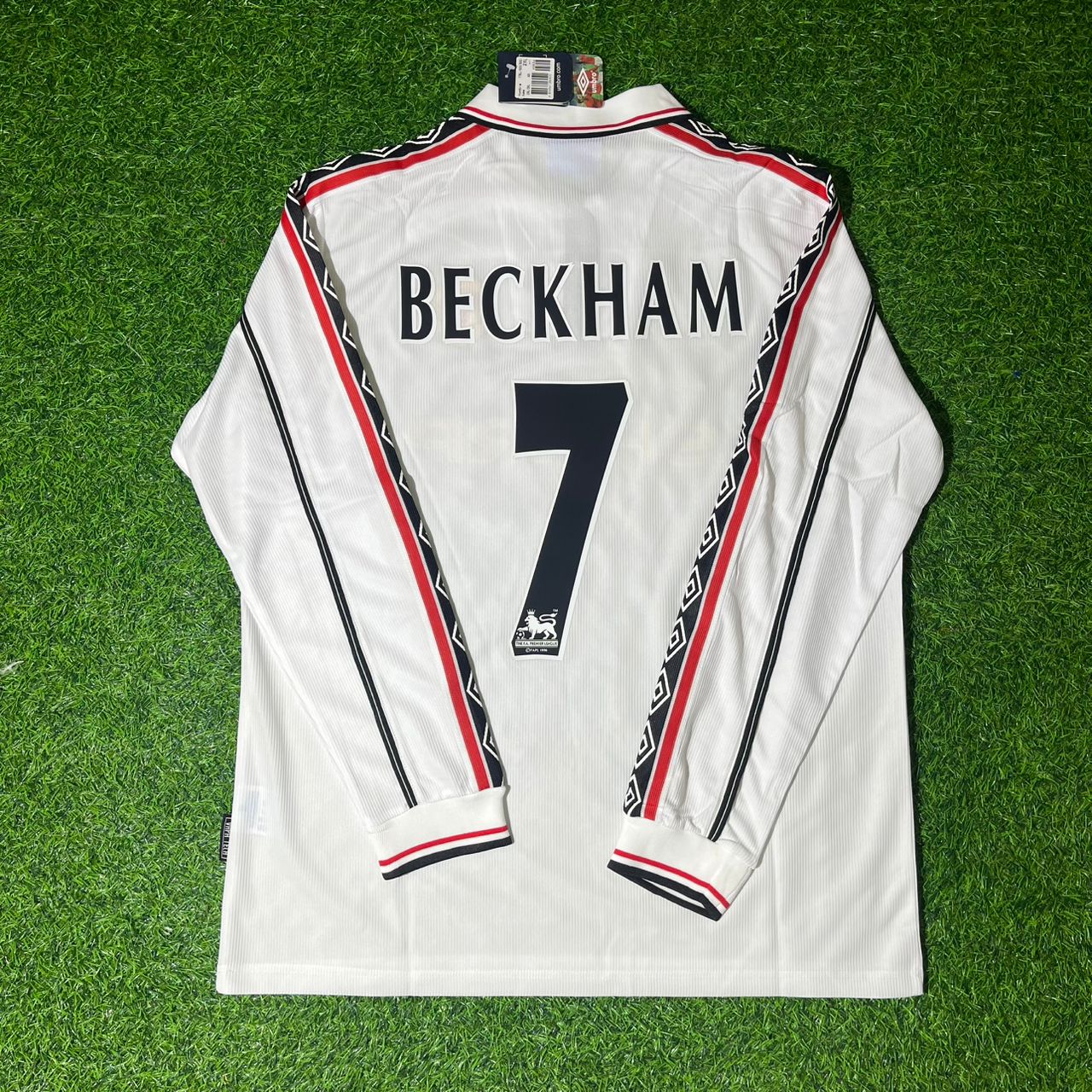 David Beckham Manchester United 1999 White Long Sleeve Retro Football Jersey Kit