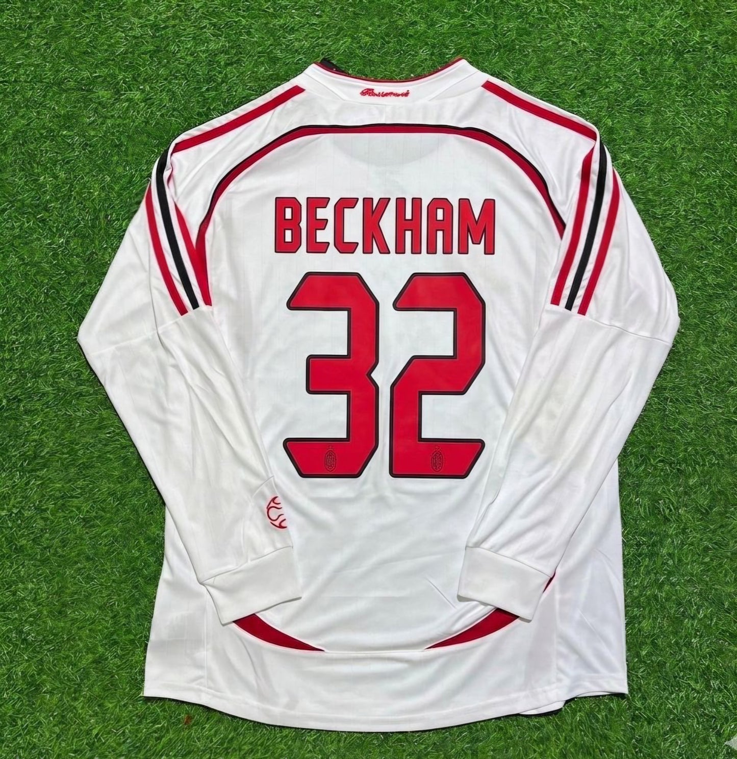 David Beckham #32 AC Milan Away White Long Sleeve Retro Jersey