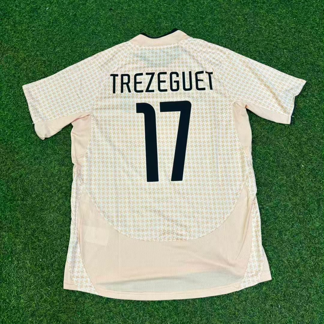 David Trezeguet 17 Juventus 2003/2004 Away Retro Football Jersey