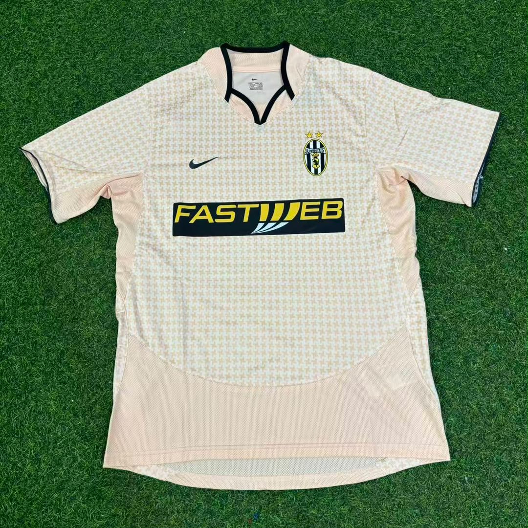 David Trezeguet 17 Juventus 2003/2004 Away Retro Football Jersey