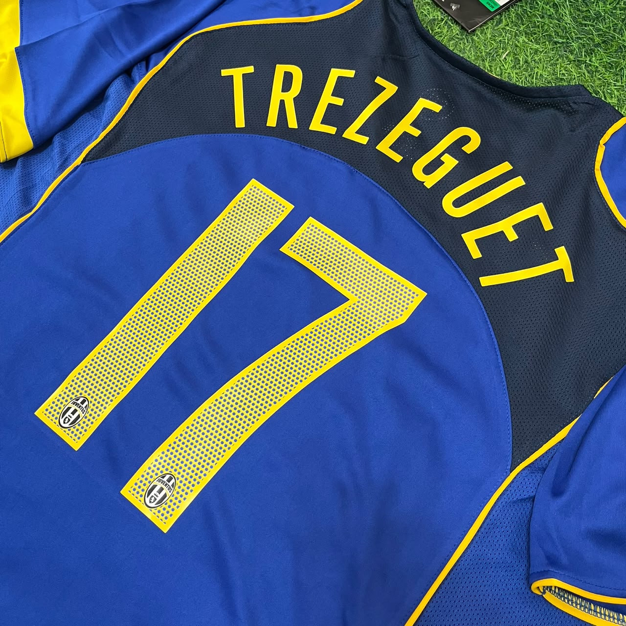 David Trezeguet Juventus 2004-2005 Blaues Retro-Trikot | Kit | Trikot | Maillot Fußballtrikot