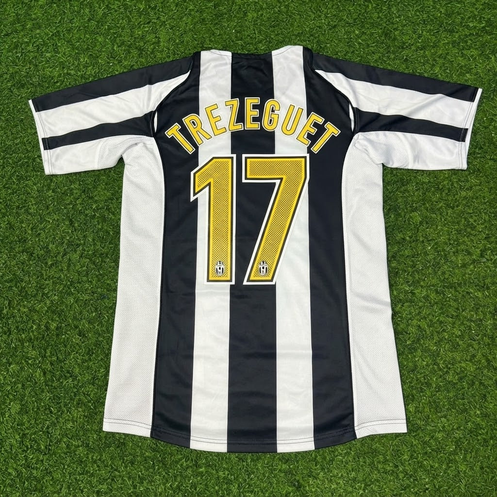 David Trezeguet #17 Juventus 2004-2005 Black White Home Retro Football Jersey